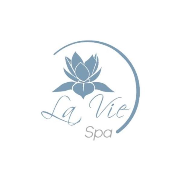 Microneedling in Palm Beach at La Vie Spa Gardens